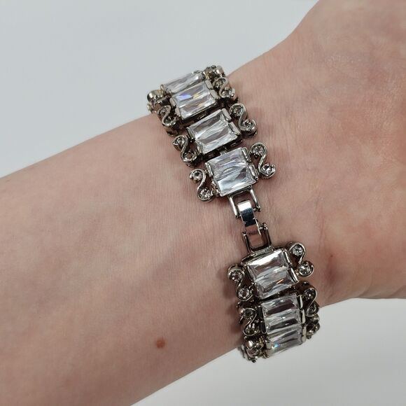 Vintage Clear Baguette Rhinestone Wide Link Bracelet 7 Inch - Picture 2 of 7